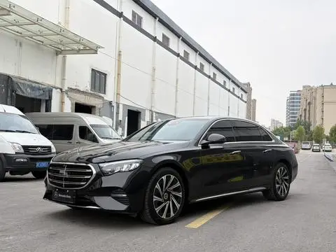 Mercedes-Benz E-Class 2025