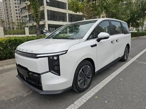Maxus 大家7超混 2024