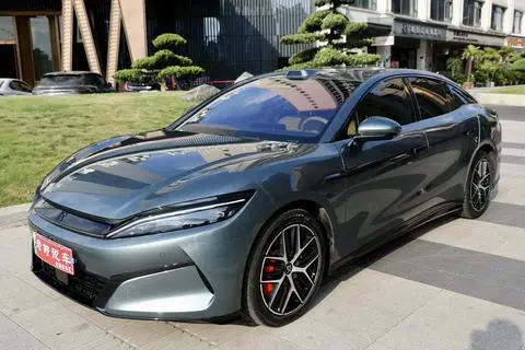 BYD Han L DM 2025