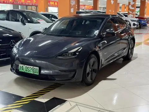 Tesla Model 3 2020 — фото 1