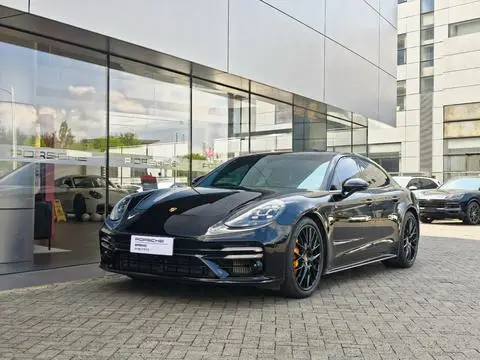 Porsche Panamera 2019 — фото 1