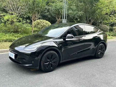 Tesla Model Y 2022 — фото 1