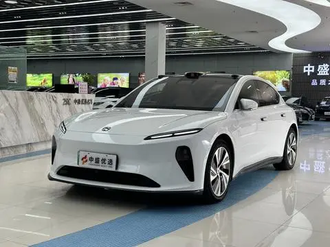 NIO ET5 2022