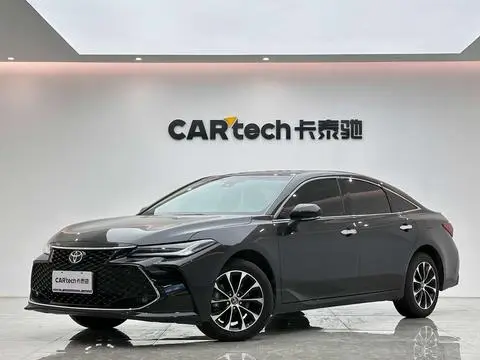Toyota 亚洲龙 2022 — фото 1