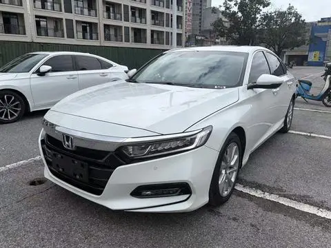 Honda Accord 2018 — фото 1