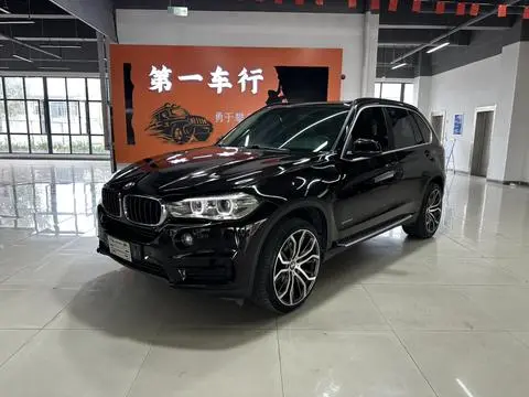 BMW X5 2018 — фото 1