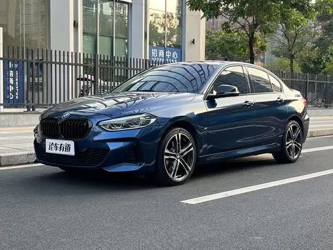 BMW 1 Series 2021