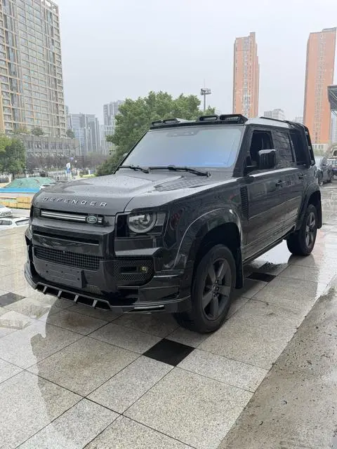 Land Rover 卫士 2024