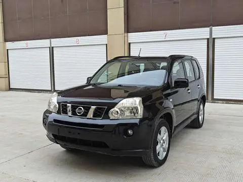 Nissan 奇骏 2010