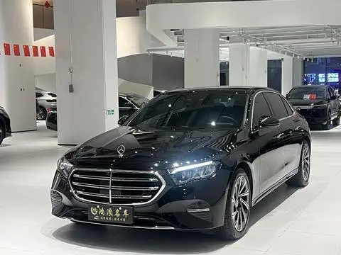 Mercedes-Benz E-Class 2025