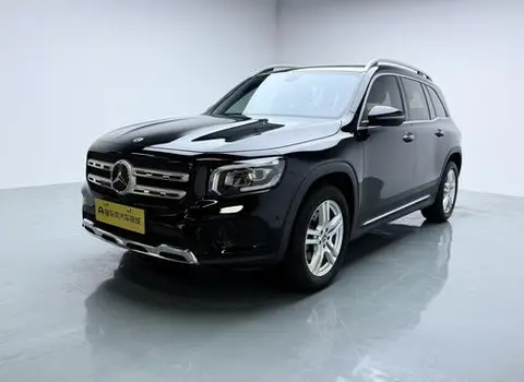 Mercedes-Benz GLB 2020 — фото 1