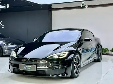 Tesla Model S 2023