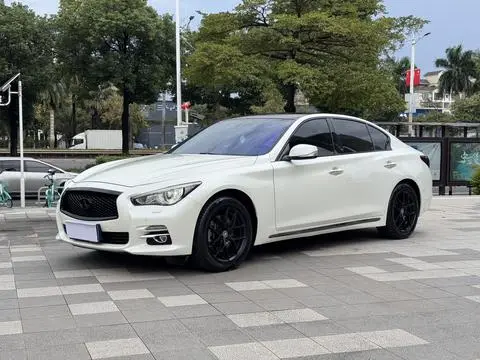 Infiniti Q50L 2016