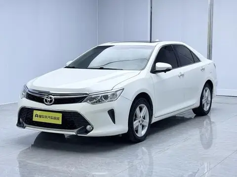 Toyota Camry 2015