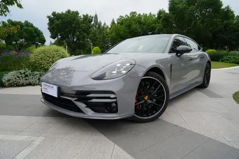 Porsche Panamera 2017 — фото 1