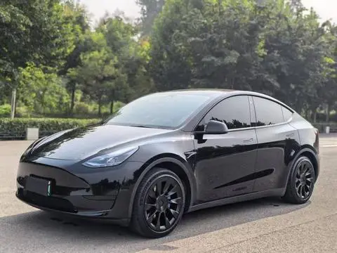 Tesla Model Y 2022 — фото 1