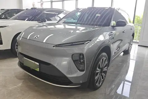 NIO ES8 2024