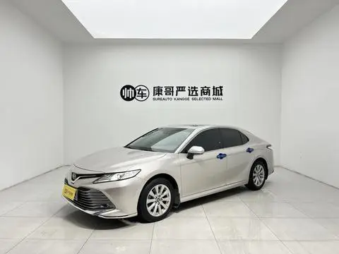 Toyota Camry 2021