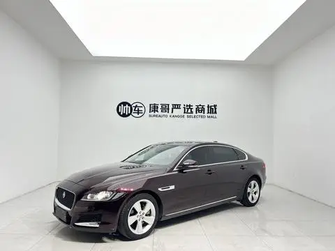 Jaguar XFL 2018