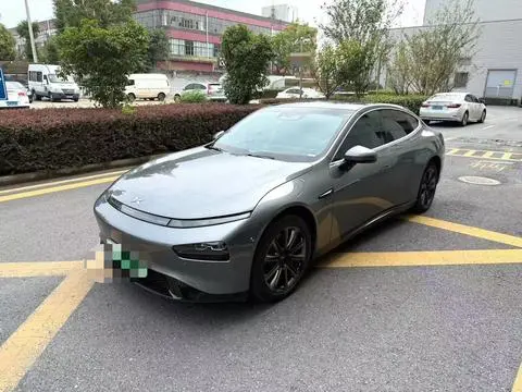 XPeng 小鹏P7 2022