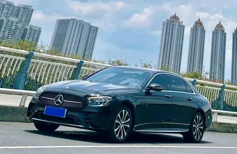 Mercedes-Benz E-Class PHEV 2022