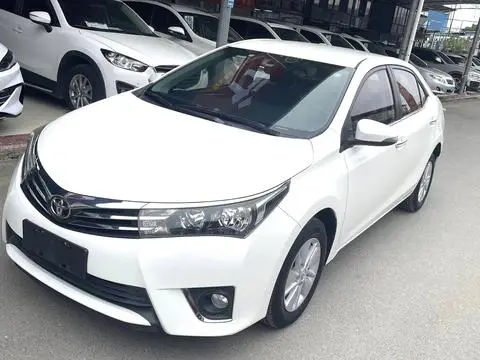 Toyota Corolla 2017 — фото 1