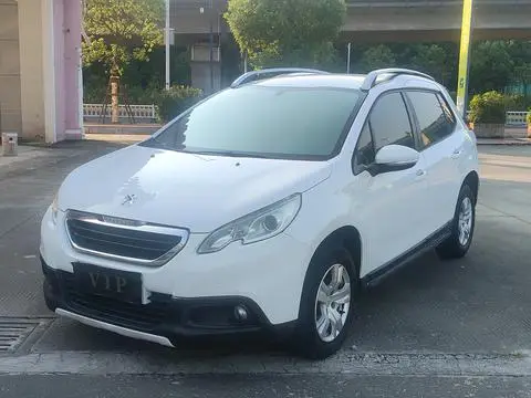 Peugeot 2008 2014 — фото 1