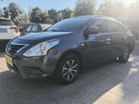 Nissan 阳光 2015