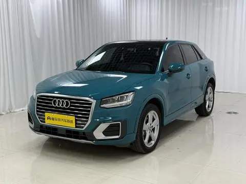 Audi Q2L 2018