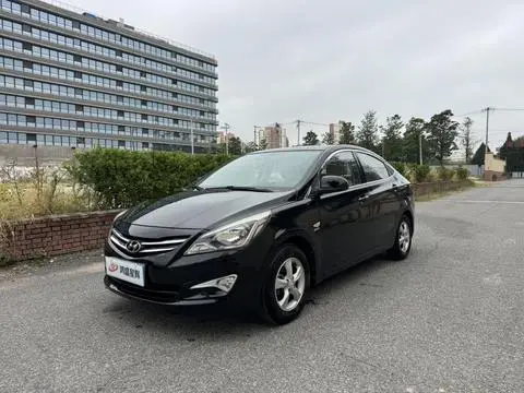 Hyundai 瑞纳 2014