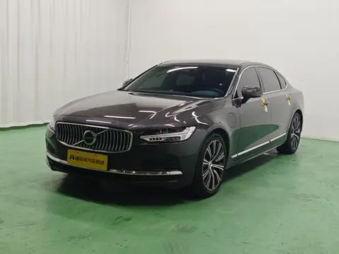 Volvo S90 PHEV 2023