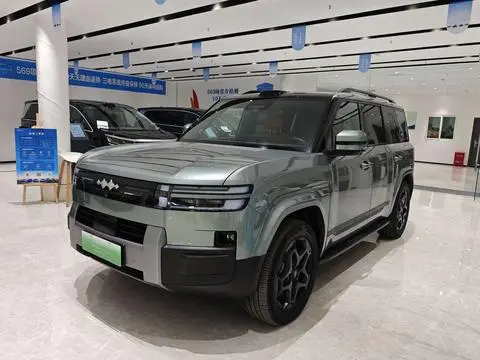 BYD Leopard 钛7 PHEV 2025