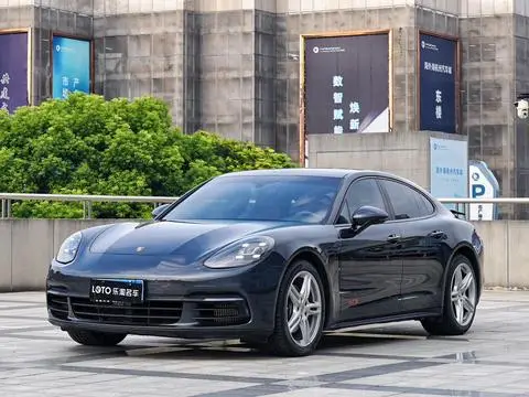 Porsche Panamera 2019