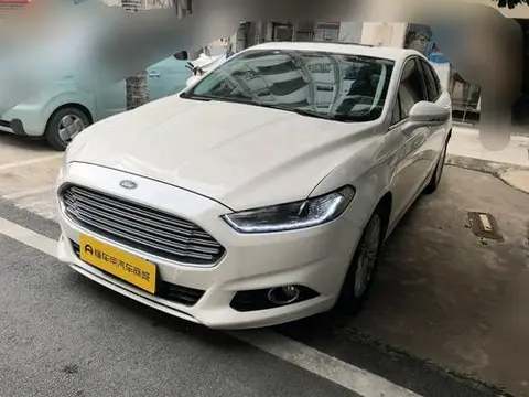 Ford Mondeo 2013 — фото 1