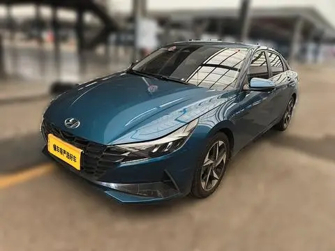 Hyundai Elantra 2021