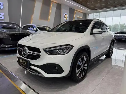 Mercedes-Benz GLA 2020