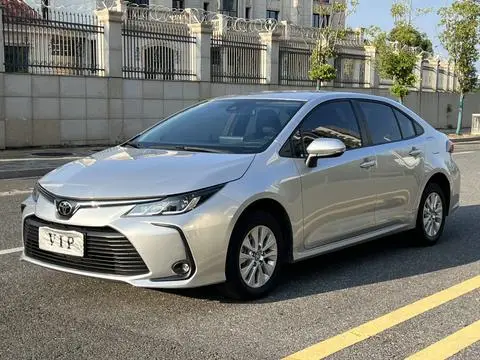 Toyota Corolla 2022 — фото 1