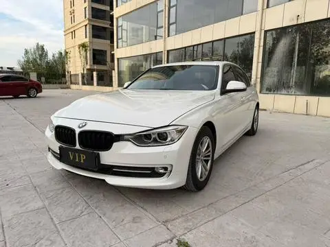 BMW 3 Series 2015 — фото 1