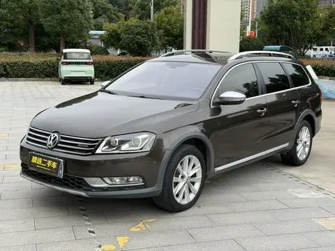 Volkswagen Magotan 2012