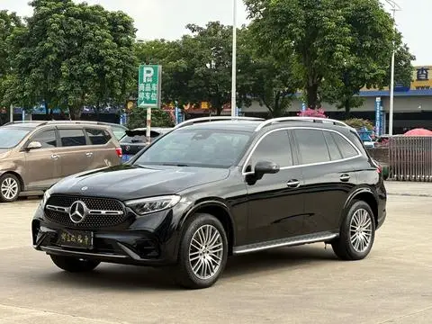 Mercedes-Benz GLC 2023