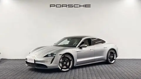 Porsche Taycan 2022