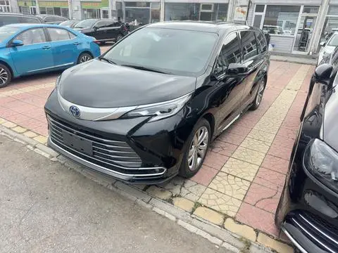 Toyota 赛那 2024