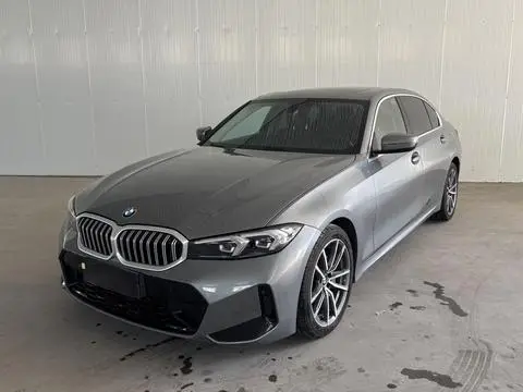 BMW 3 Series 2023 — фото 1