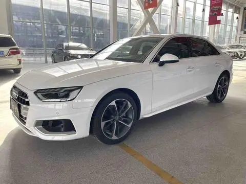 Audi A4L 2020 — фото 1