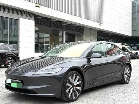 Tesla Model 3 2023 — фото 1