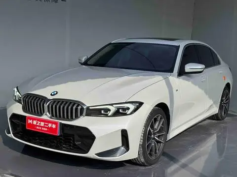 BMW 3 Series 2023 — фото 1