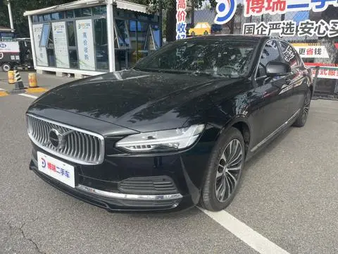Volvo S90 PHEV 2025