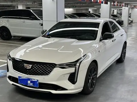 Cadillac CT4 2022