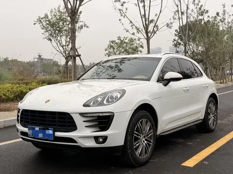 Porsche Macan 2014