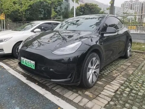 Tesla Model Y 2022 — фото 1
